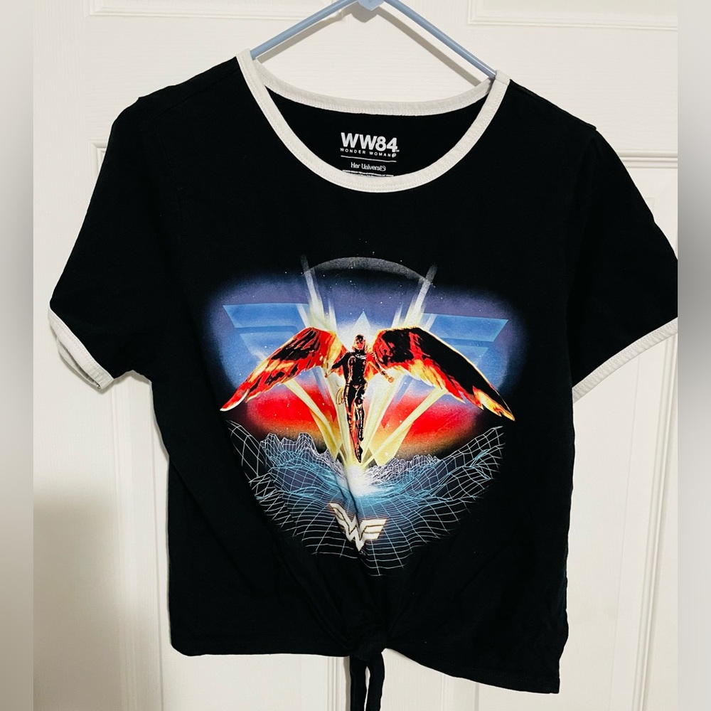🔥WW84 Her Universe T-Shirt🔥